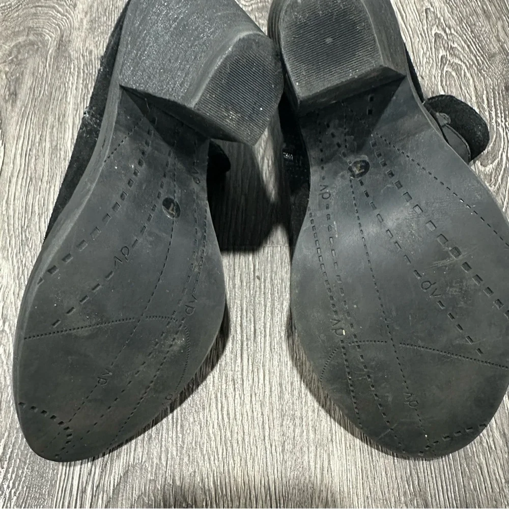 DV Dolce Vita Black Ankle Booties with Decorative Buckle and Low Heel Size 7